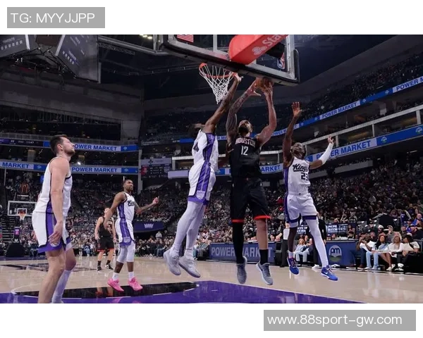 火箭队遭遇三连败排名下滑被太阳反超沦落附加赛区的危机时刻 火箭队遭遇三连败排名下滑被太阳反超沦落附加赛区的危机时刻